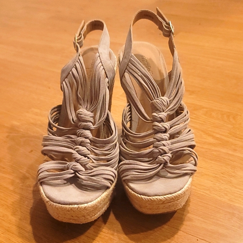 Charlotte Russe Nude Wedge Sandle Size 8